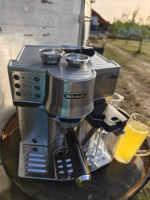 Espesor Delonghi cu Capucinoator