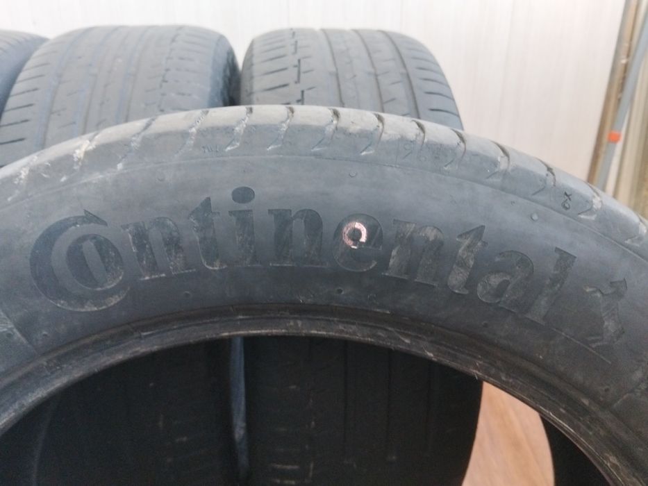 Продаётся летние шины Continental R19 235/55