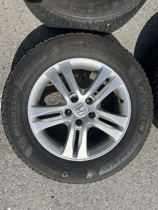 4 Джанти Хонад 17 и зимни гуми Michelin