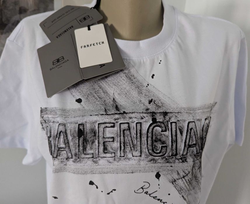 Tricou Balenciaga L