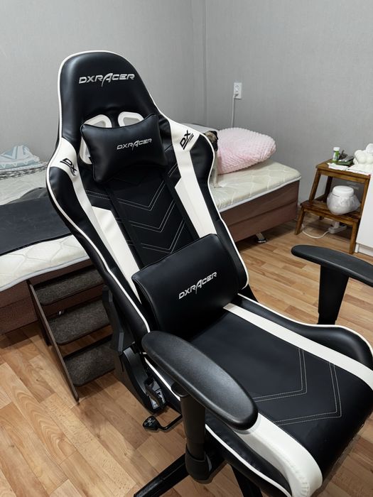 Кресло игровое DXRacer