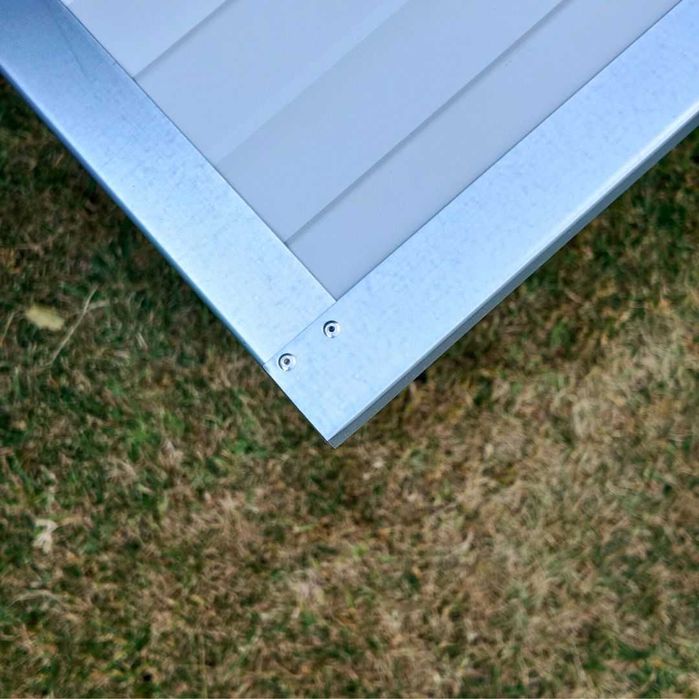 Cusca Caine Panouri Metalice Termoizolate Rezistenta La Ros Garantie