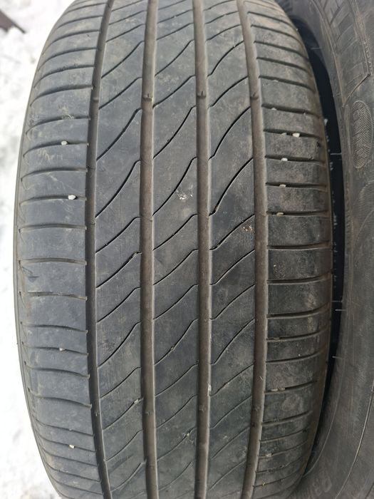 Продам шины. 215/55/17 мишелин