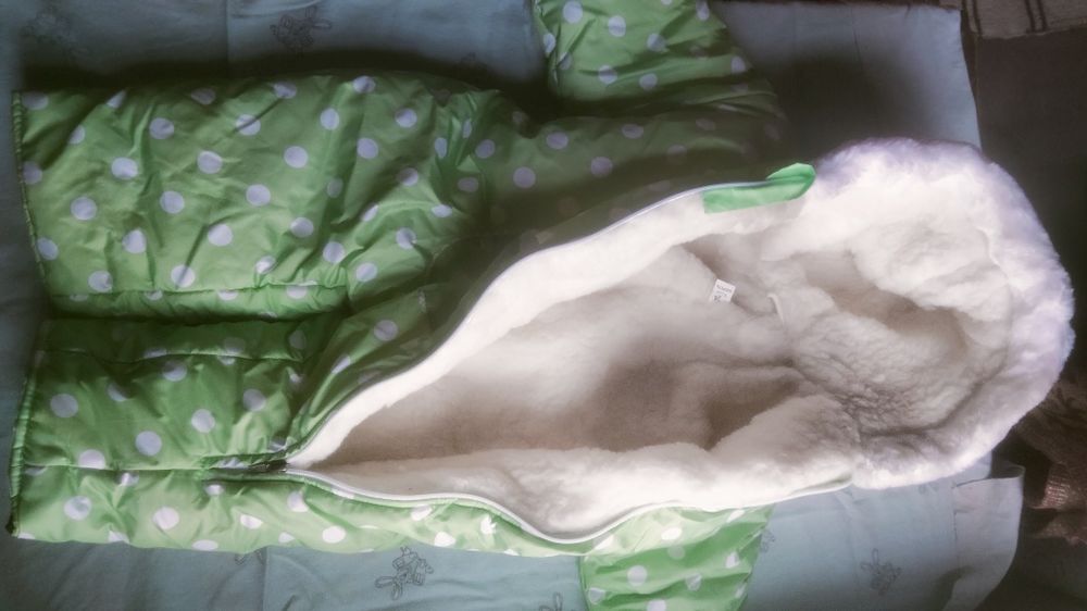 Отдам комбинезоны за