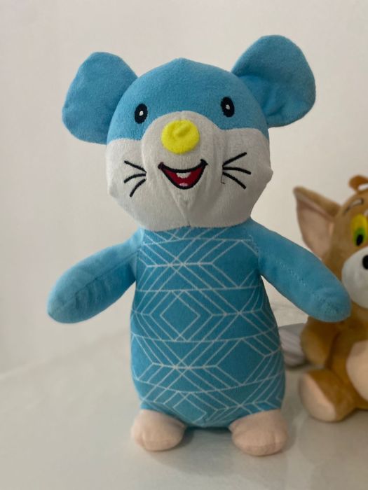 Продам игрушки новые