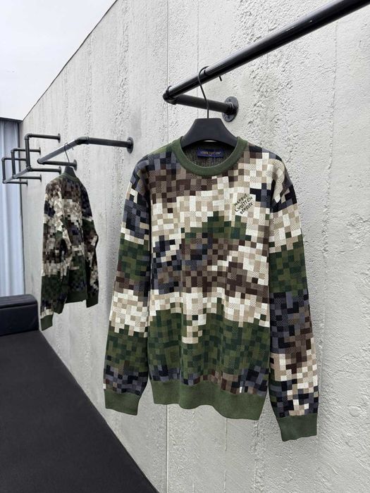 Pulover Louis Vuitton Calitate Premium - mai multe culori