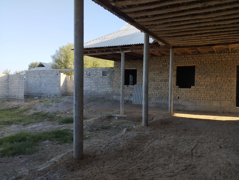 10 хонали уй сотилади