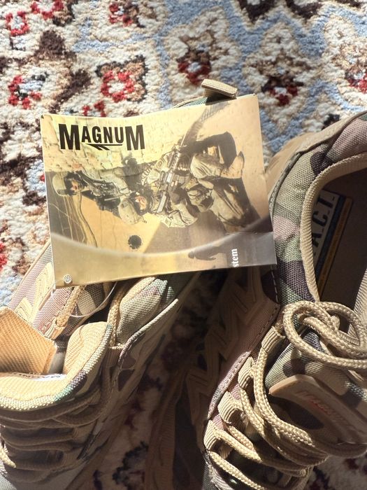 Кроссовки спецобувь  новые