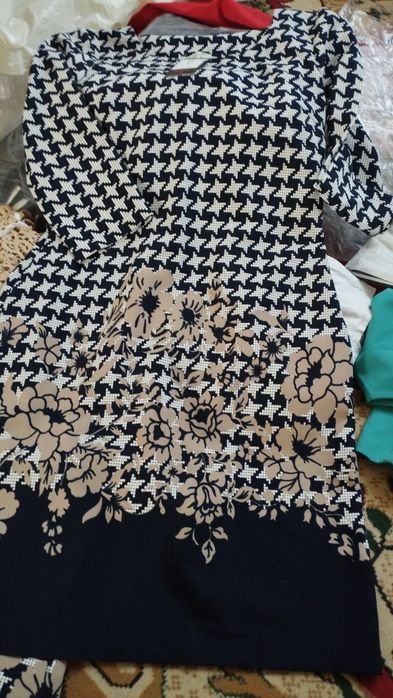 Продам платья недорого новые