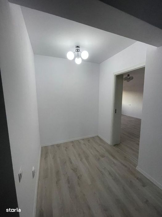 Casă de închiriat, 5 camere, garaj, curte