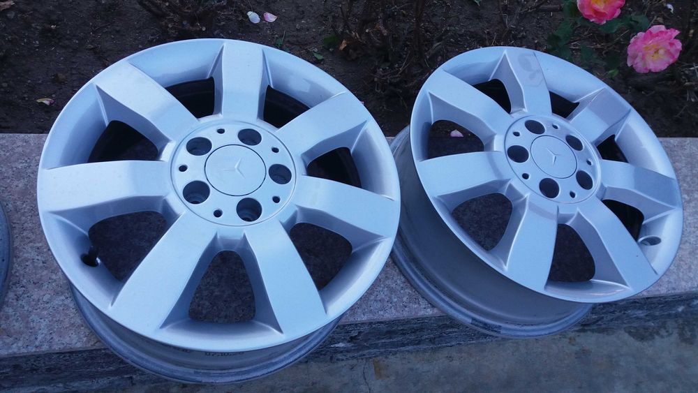 Продавам Mercedes-Benz A-160 W168 на части 2004 година.