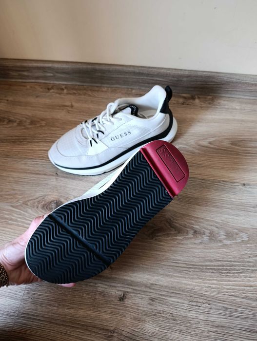 Дамски обувки Guess
