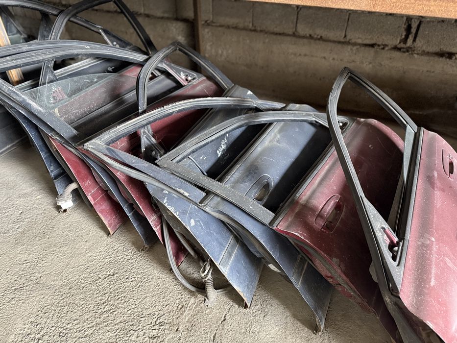 Mazda Kronos Двери Мазда Кронос 626