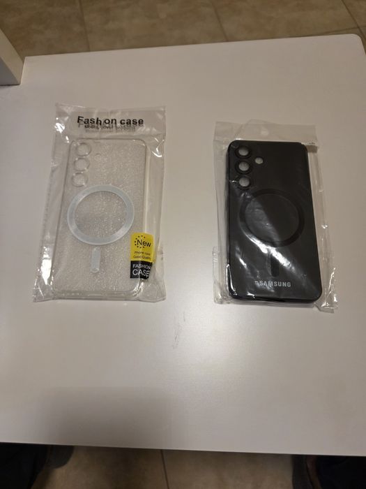 Huse Galaxy S25 - noi