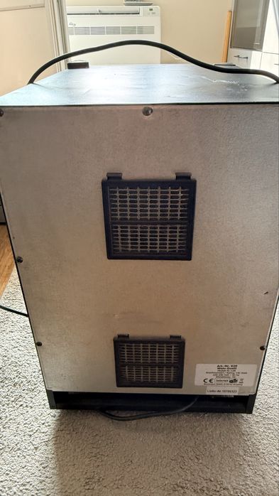 Охладител за вино CASO