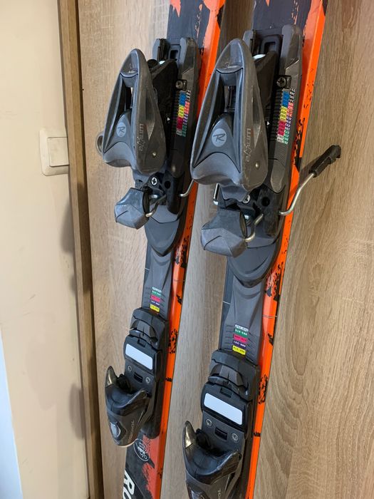 Ски Rossignol 150см с автомат