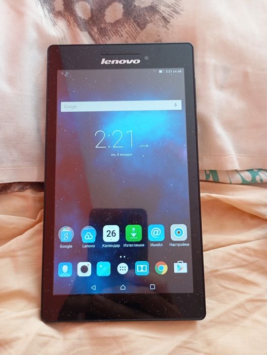 Таблет Леново за ползване.