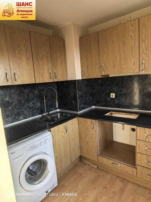 Продава се Четиристаен апартамент в Плевен, Дружба 2 - 107 кв.м за 1187 €/кв.м - Снимка #3