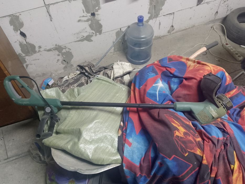 Продам триммер для газона
