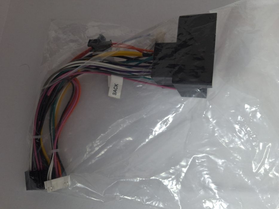 Ramă adaptoare 9 inch și cablaj alimentare,dedicate Seat Leon 3