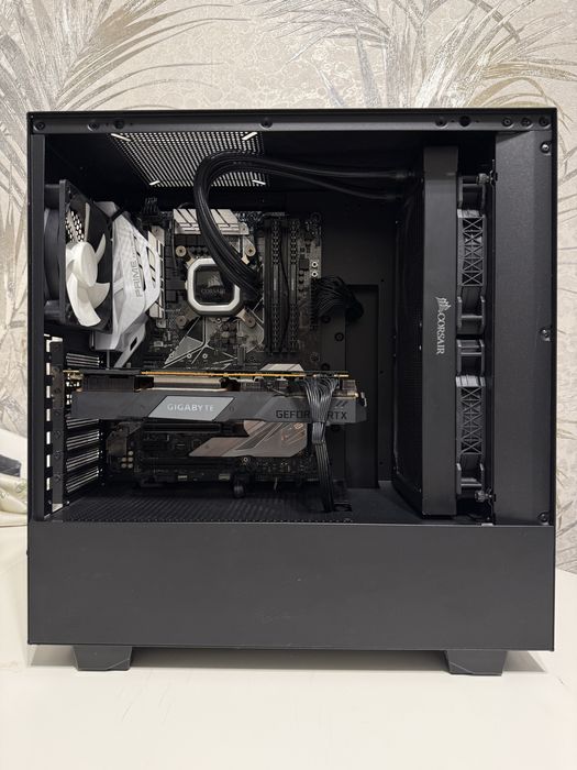 Calculator / Unitate PC Gaming i7, RTX 2080, 16Gb RAM, 250Gb SSD, 2Tb HDD