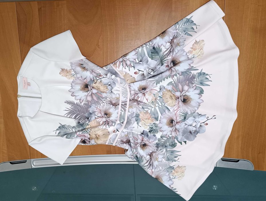 Ted Baker-Като Нова