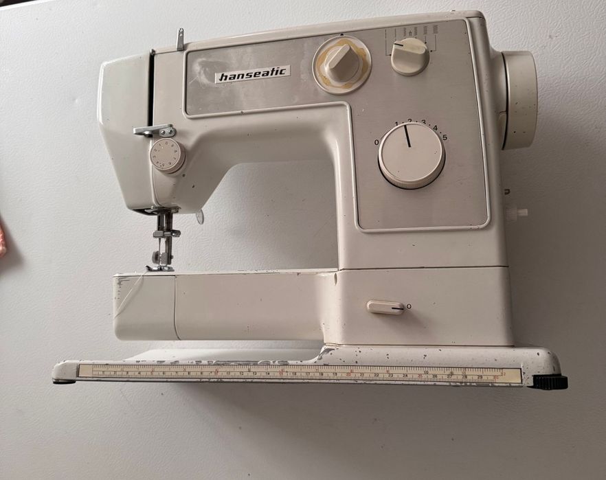 Masina de cusut portabila!