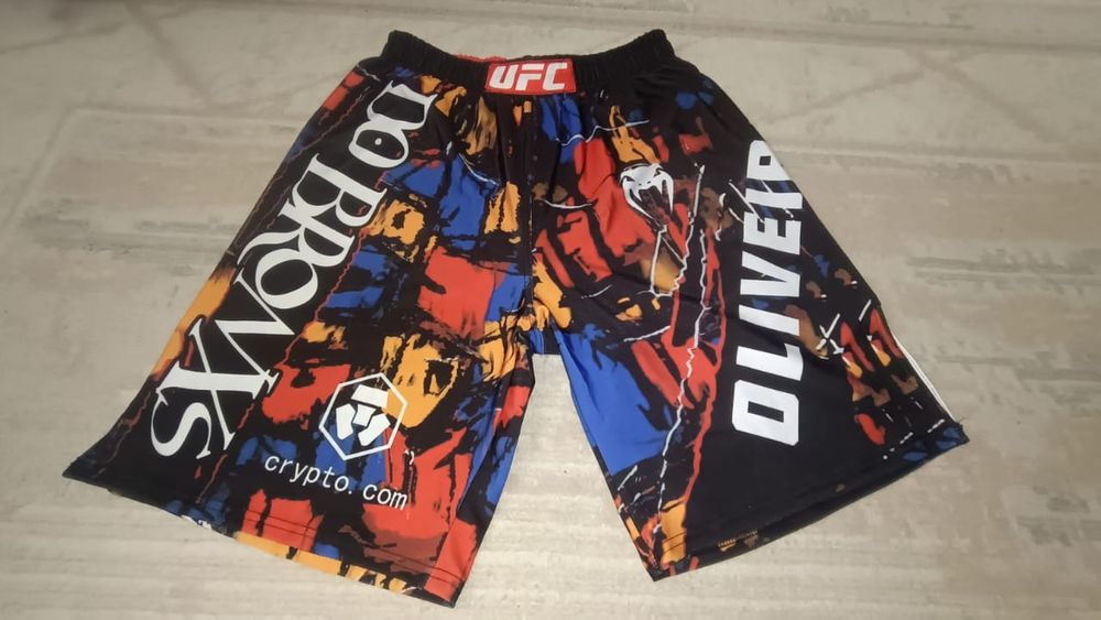 Полность новые шорты,торг