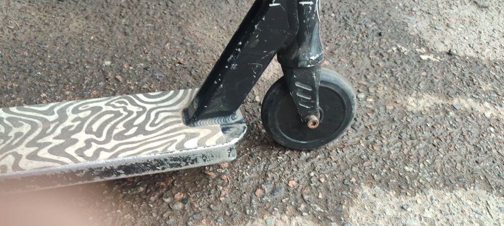 Трюковой самокат longvey metro