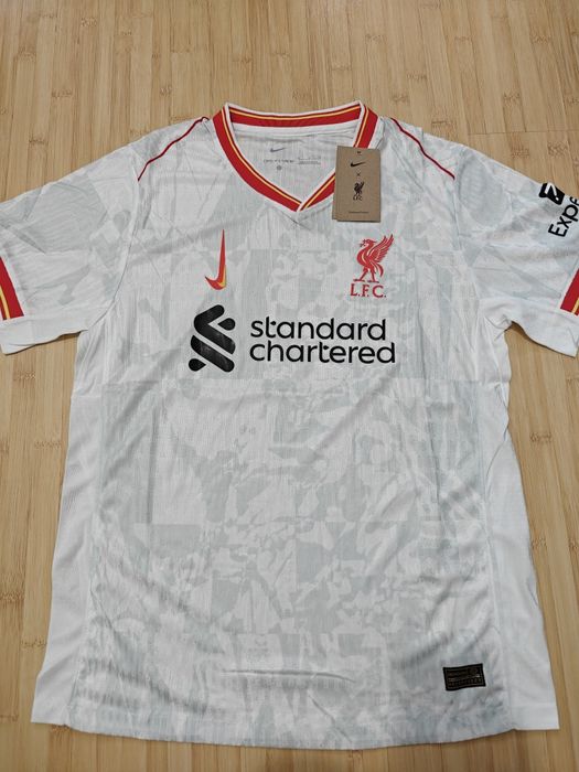 Nike Liverpool FC Jersey M