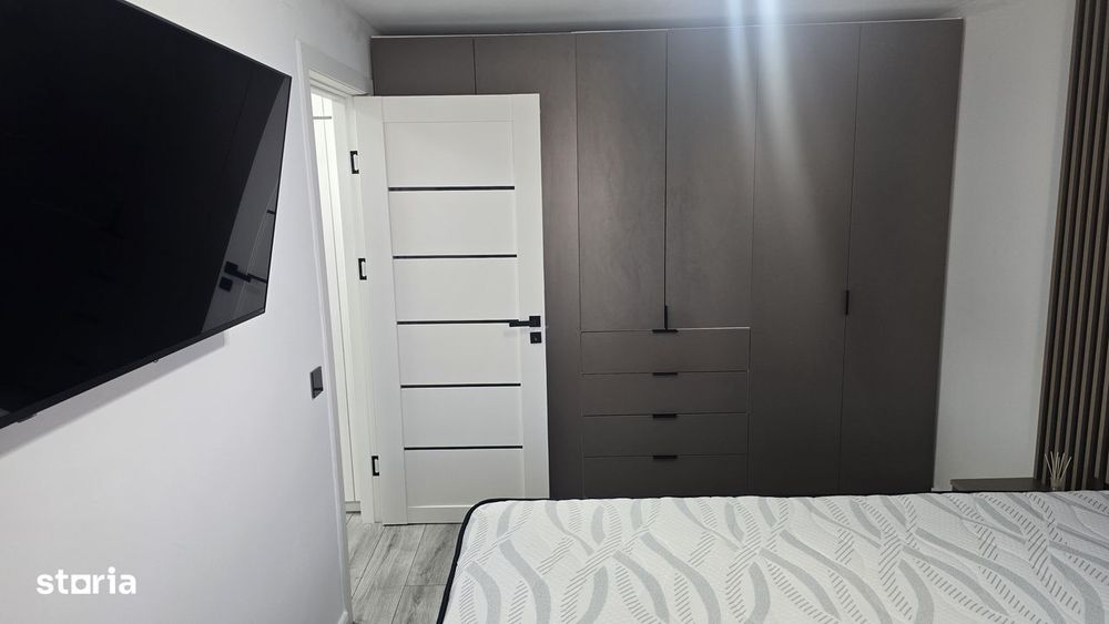 Inchiriez apartament 2 cam. Deva, Zamfirescu, et. 3, PRIMA INCHIRIERE