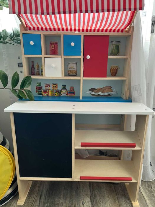 Детски дървен магазин