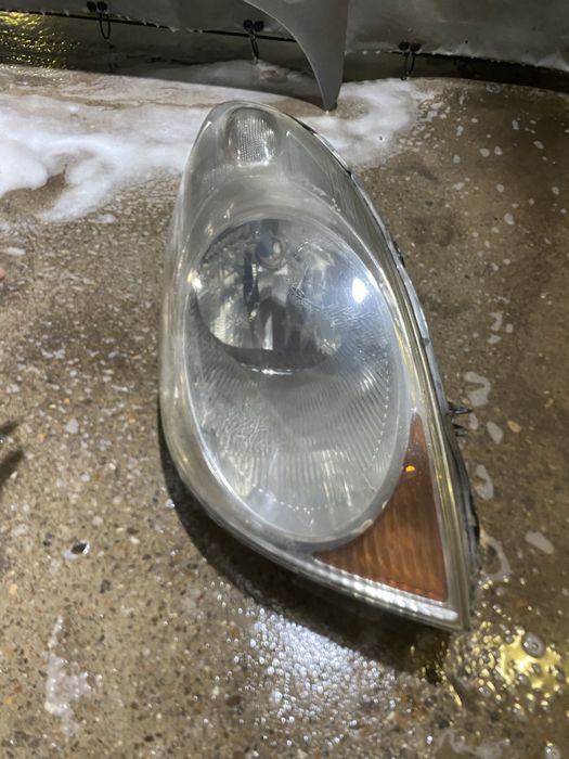 Правая фара ниссан ноте