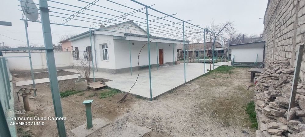 Продаётся дом-Бекабад.