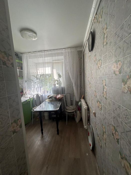 Продам квартиру 5 эатаж из 5