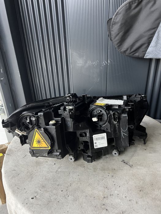 Far stanga BMW X5 X6 G05 G06 laser