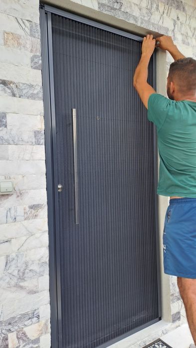Plase si rulouri insecte, plase plisse