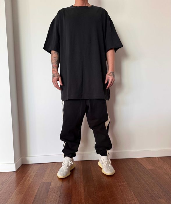 Pantaloni Adidas x Fear of God
L