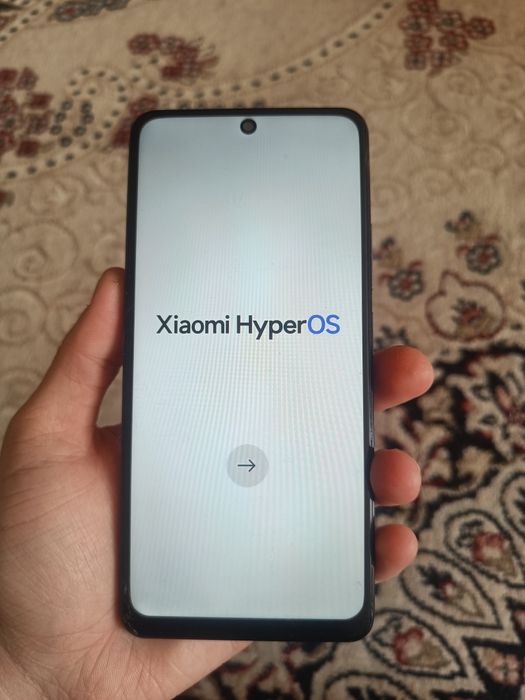 Продаю Poco f3 8/256