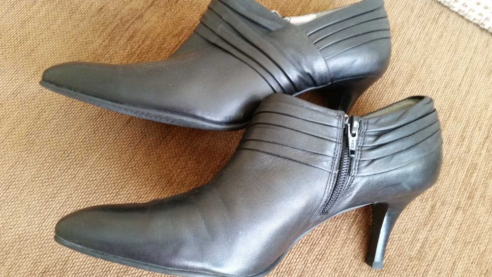 Ecco елегантни, удобни обувки 40 естествена кожа