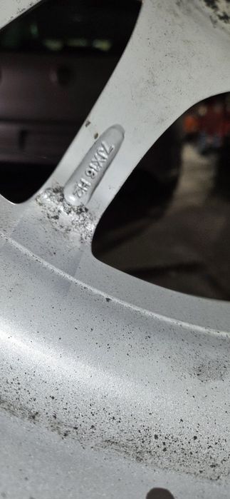 BMW ДЖАНТИ СЪС ЛЕТНИ ГУМИ 205/60/16 7J ET315x120 ЦО70 ДОТ 2619