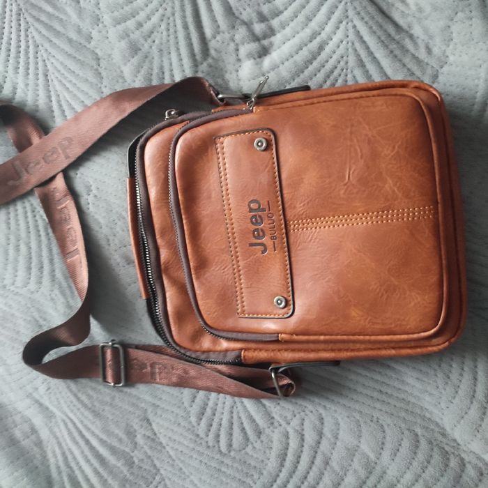 Сумки мужские через плечо