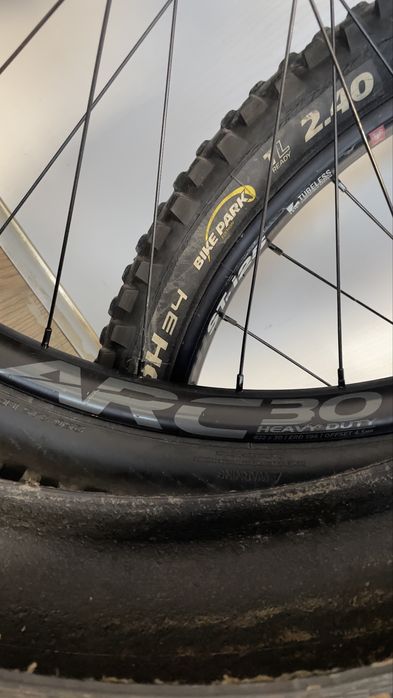 Капли шини гуми 26/27,5/29 Hope Dt swiss Race Face E*13 Maxxis