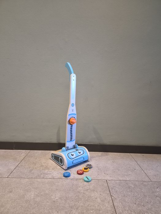 Дървена прахосмукачка Hape