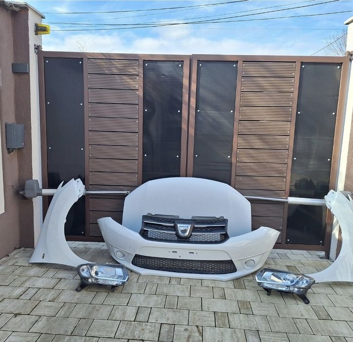 Bara fata Capota aripi faruri trager radiatore logan logan mcv sandero