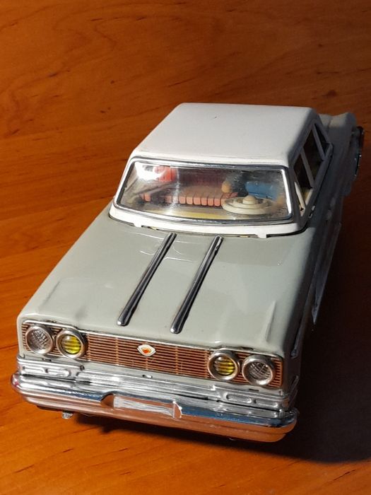 Находка рядка стара метална количка ME-728 China made 1960 на батерии