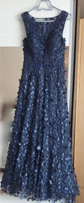 Дълга официална рокля