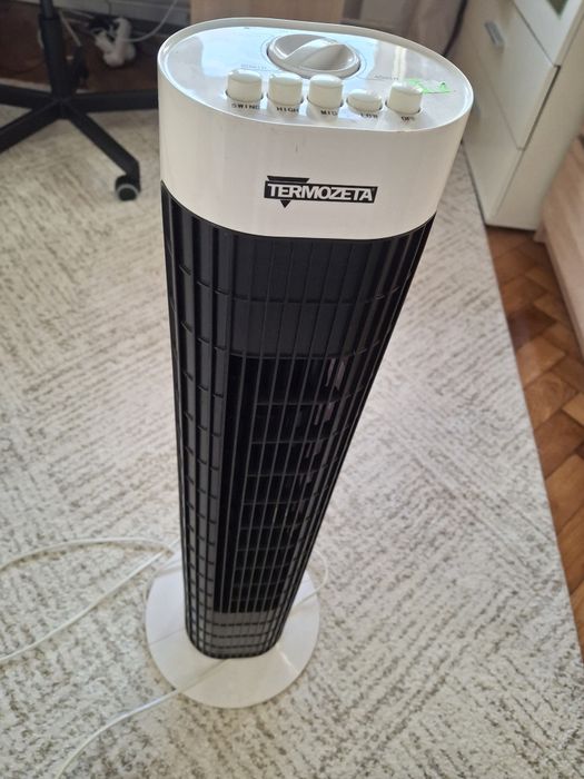 Vând ventilator turn termozeta