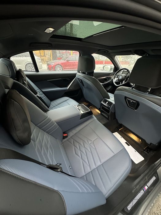 BMW i5 35L eDrive 2024 с пробегом в раличии