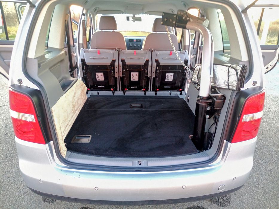 VW Touran, Automatic, Инвалиден, уникално състояние!

1,6 TSI Automat